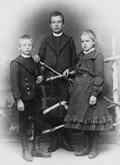 Henning, Eric and Inez Nelson, summer 1902