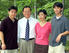 Ilryong Moon and his family